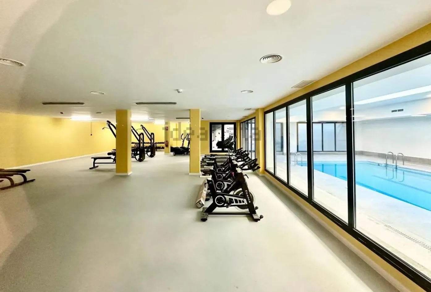 Estudios Homer Y Disney Con Piscina Olimpica Climatizada, Exterior,Gimnasio, Coworking, Netflix Y Wifi Gratis San Sebastián de los Reyes
