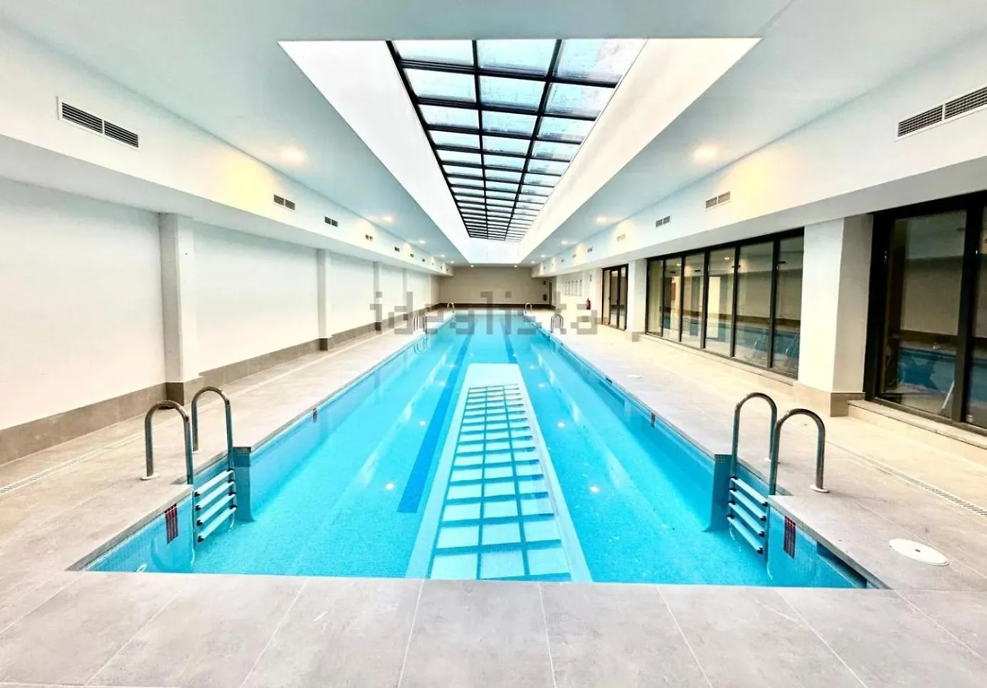 Estudios Homer Y Disney Con Piscina Olimpica Climatizada, Exterior,Gimnasio, Coworking, Netflix Y Wifi Gratis San Sebastián de los Reyes