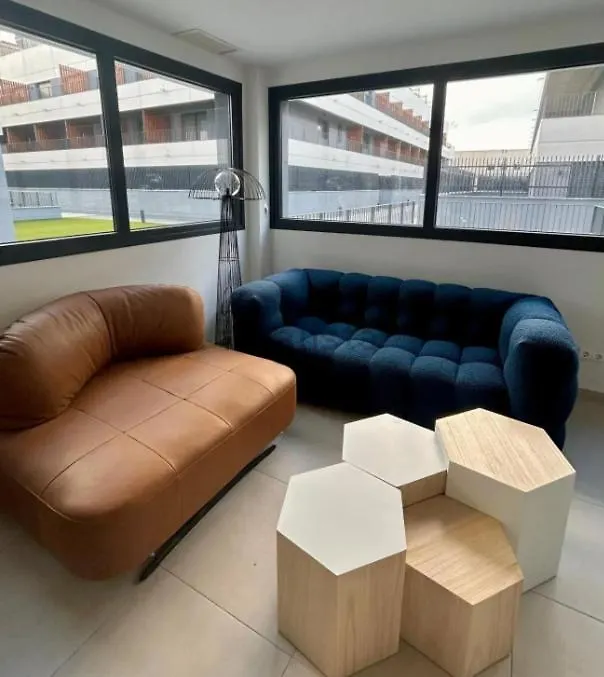 Apartamento Estudios Homer Y Disney Con Piscina Olimpica Climatizada, Exterior,Gimnasio, Coworking, Netflix Y Wifi Gratis San Sebastián de los Reyes