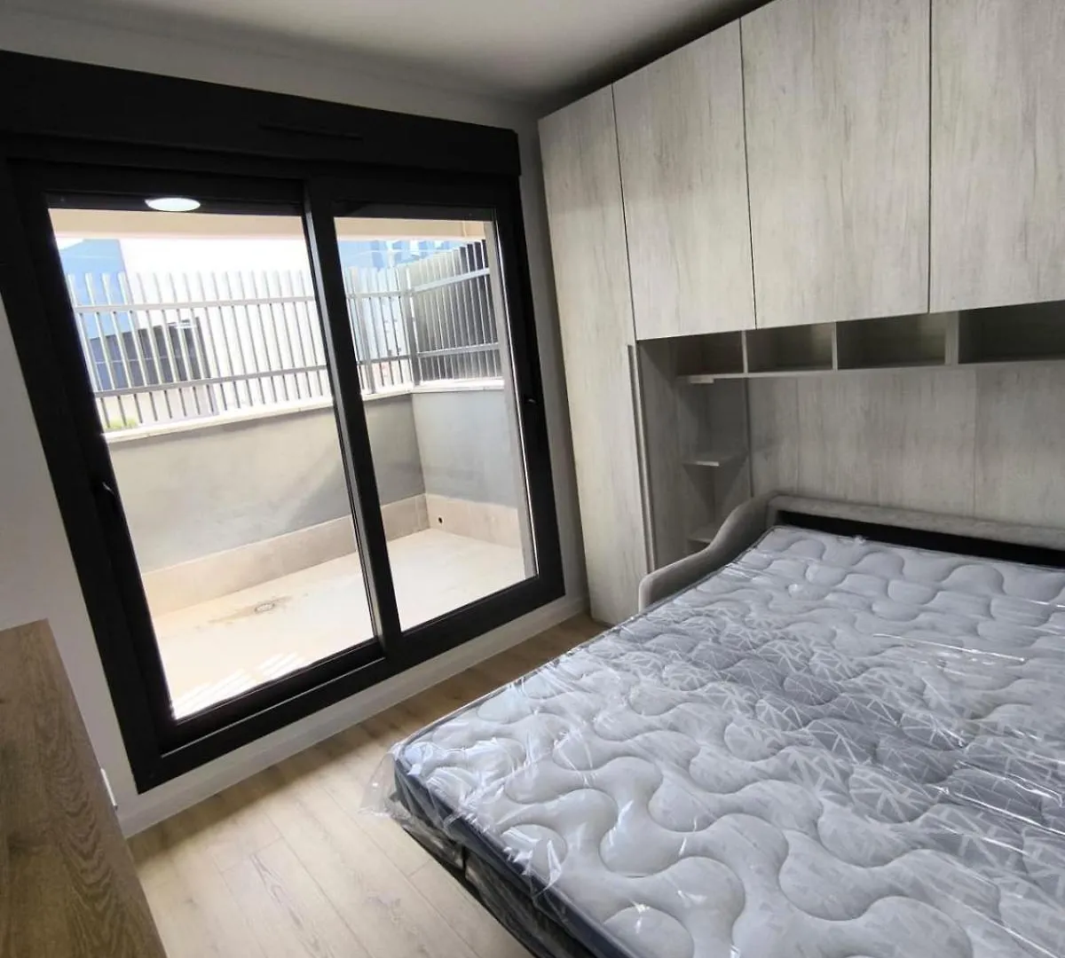 Estudios Homer Y Disney Con Piscina Olimpica Climatizada, Exterior,Gimnasio, Coworking, Netflix Y Wifi Gratis San Sebastián de los Reyes