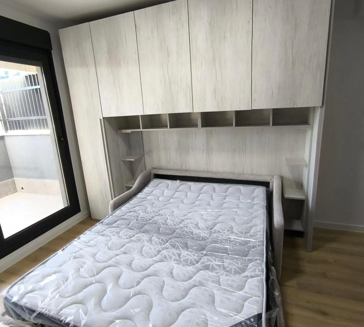 Estudios Homer Y Disney Con Piscina Olimpica Climatizada, Exterior,Gimnasio, Coworking, Netflix Y Wifi Gratis San Sebastián de los Reyes España